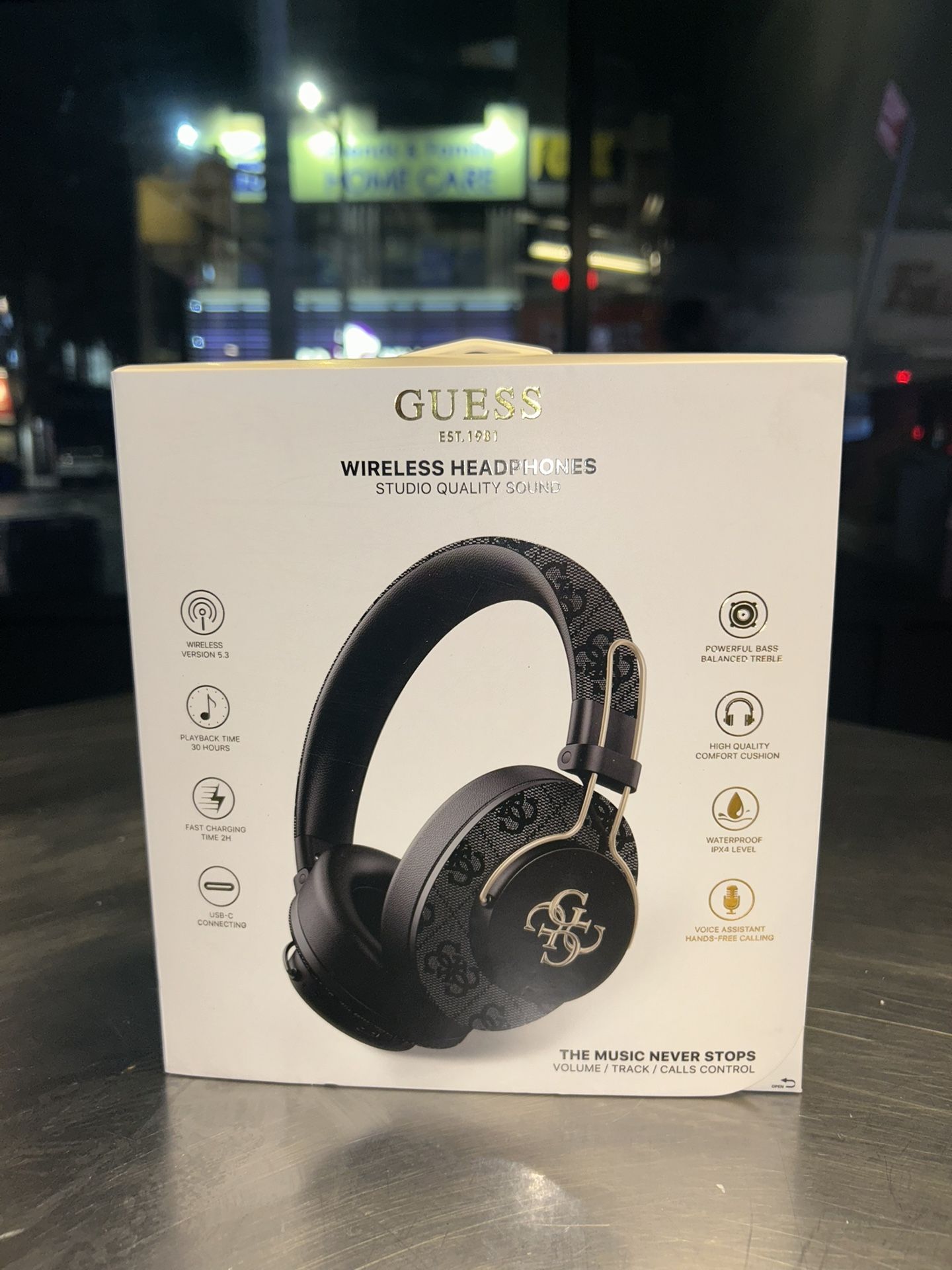 Guess Wireless Headphones 