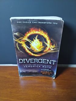 Divergent By Veronica Roth