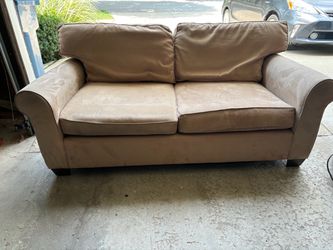 Love seat / sofa