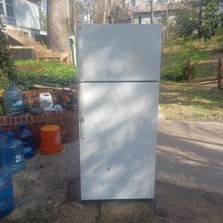 Fridgerato,GE, white