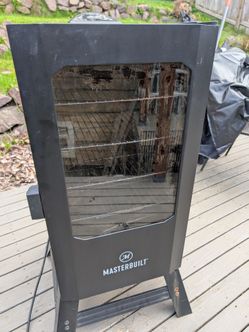 Masterbuilt electric smoker