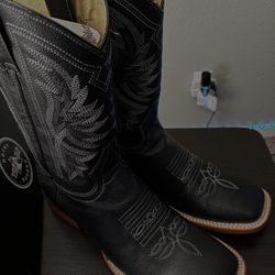 Arango Leather Square Toe Boots