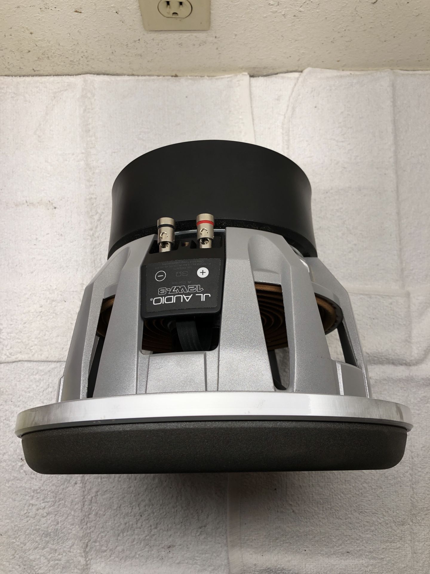 JL Audio 12W73 Subwoofer for Sale in Bellevue, WA OfferUp