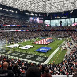 4 Raiders vs Giants + 🅿️