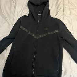 Black Nike Tech Size M Check Description 