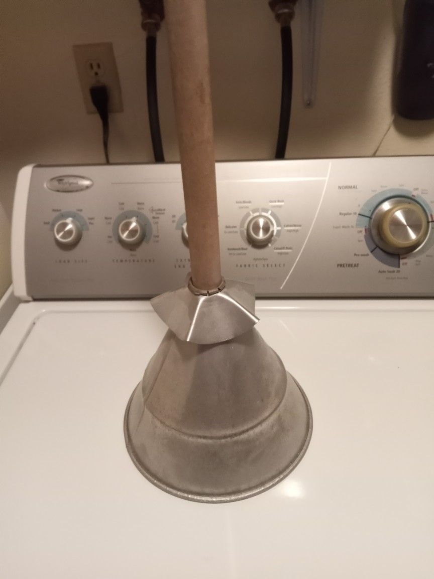 1930's Helpmate Vacuum Washer