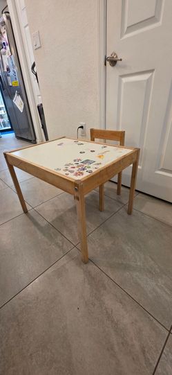 Kids Table - Free
