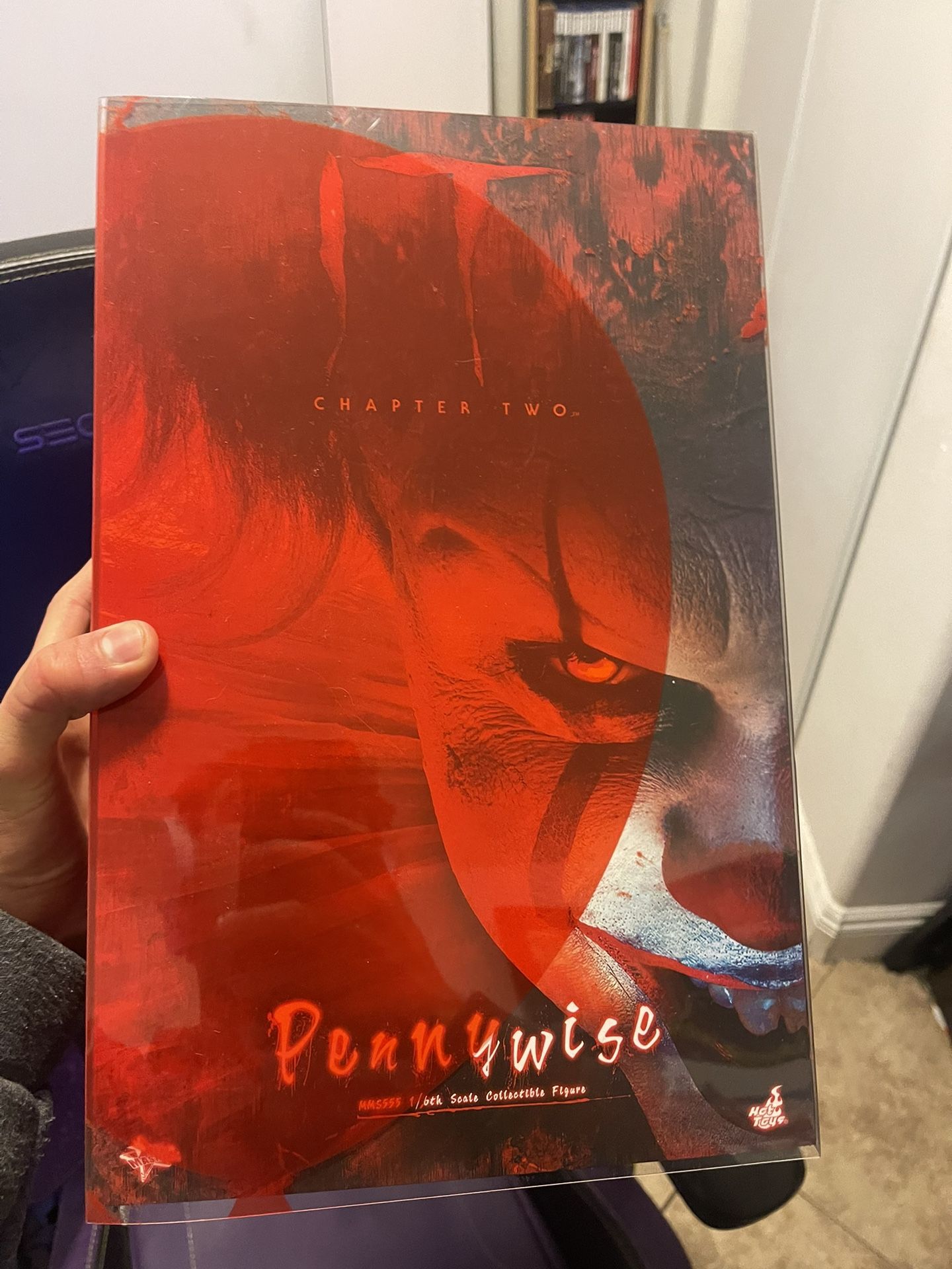 Hot Toys Pennywise Brand New /Never opened 
