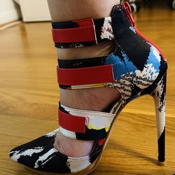 Women Heels Size 7 1/2