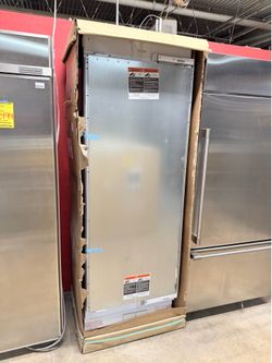 BUILT-IN SUBZERO REFRIGERATOR