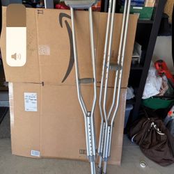 Crutches 