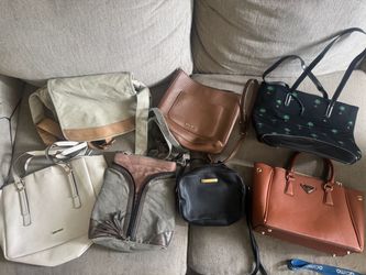 Handbags bundle