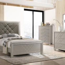 Phoebe Silver Panel Bedroom Set

