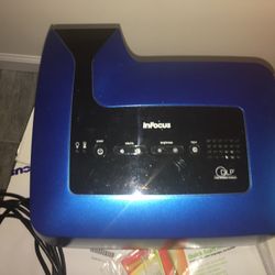 Projector & Screen 8ft x 4ft