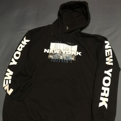 Men’s New York Sweater Size Large