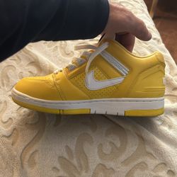 Nike SB Low Top Supreme Yellow Air Force 2