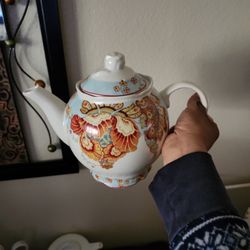 Tea Pot