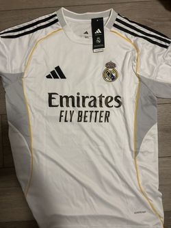 Real Madrid Mbappe Size L