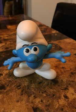 Burger King plastic smurf toy
