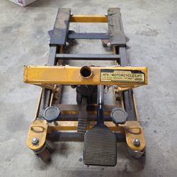 Motorcycle jack