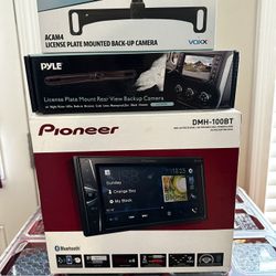 Pioneer Double Din And Back Up Camera 