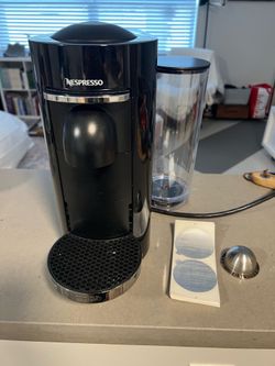 Nespresso machine plus refill pod !