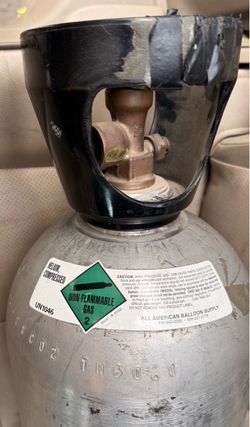 Compressed Helium Tank Cylinder, Firm Price