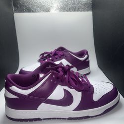 Nike Dunk Low Retro Size 10 White/Viotech/White SKU DV0833-107
