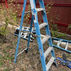 6ft Fiberglass Step Ladder 
