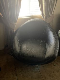 Rotating Sofa In Good Condition