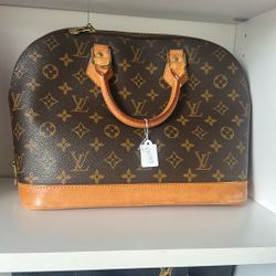 Louis vuitton Alma. Authentic! 