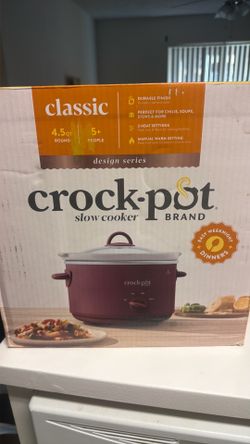 Crockpot slow cooker new