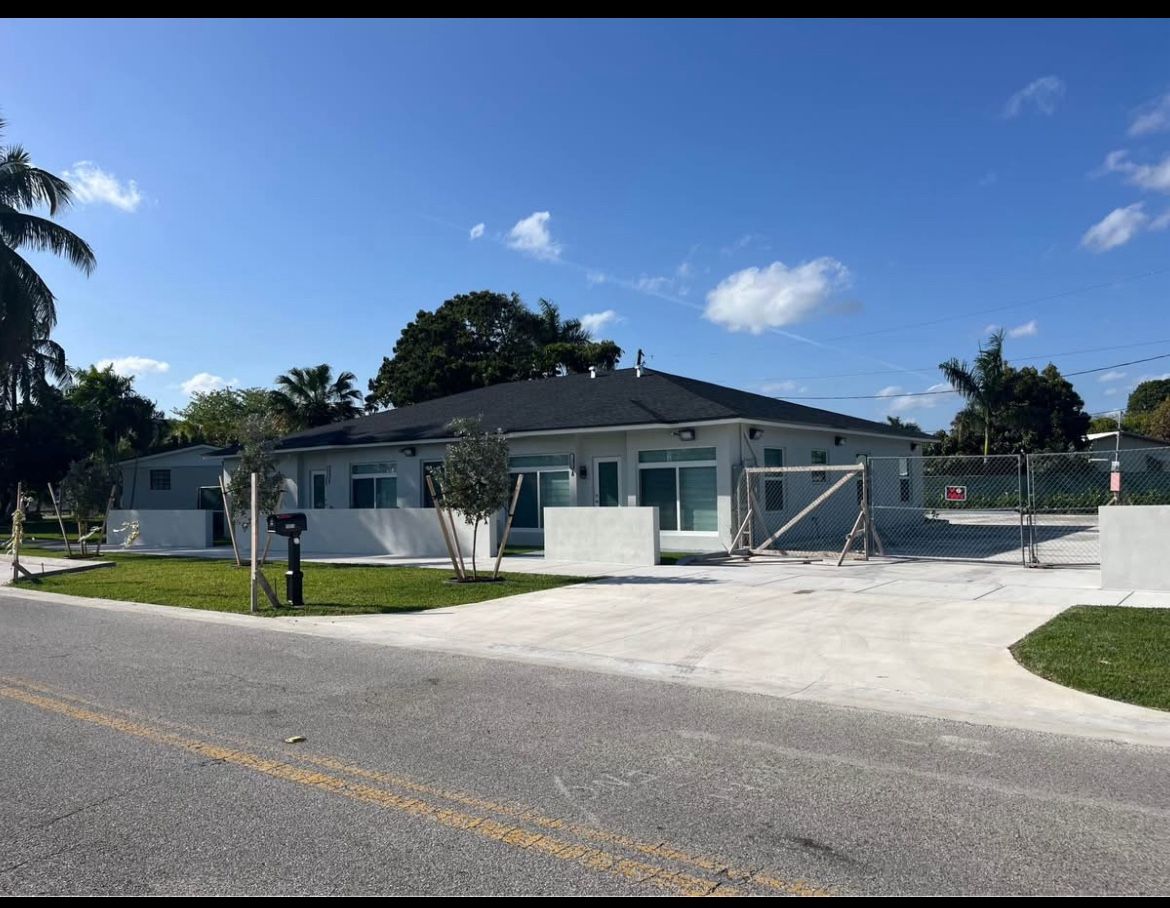 House 3/2