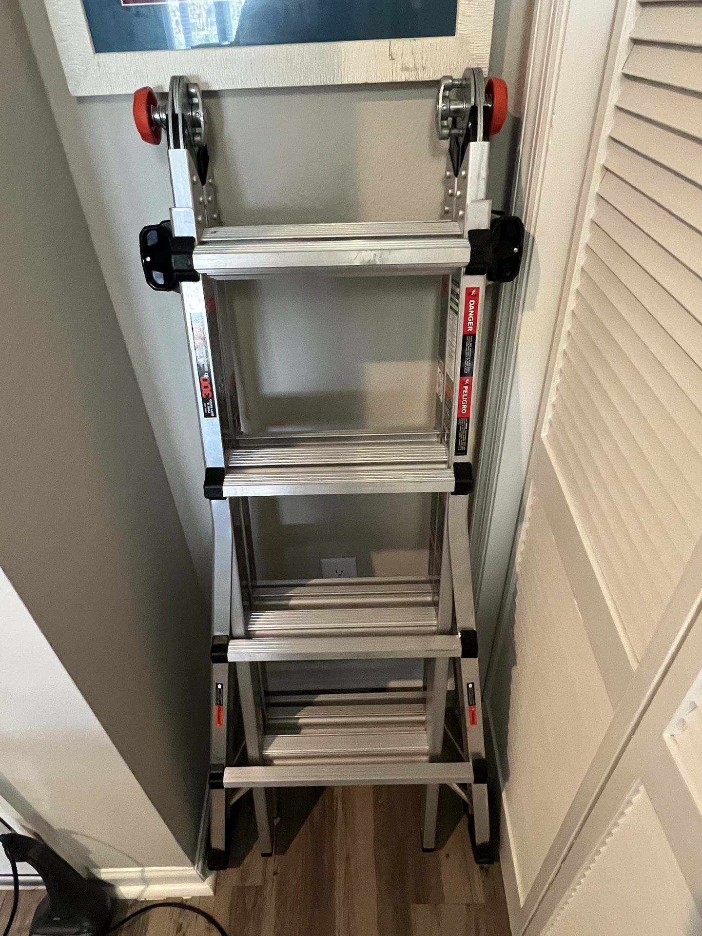 Little Giant Ladders Multi M18, 18-ft Reach Type 1A - 300 lbs. Load Capacity Telescoping Multi-Position Ladder