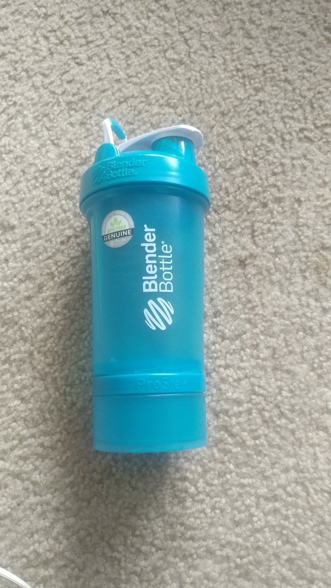 Blender Bottle Pro Stak