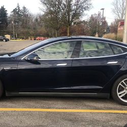2015 Tesla Model S