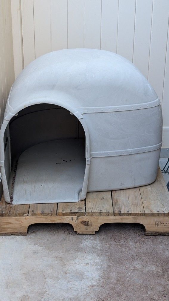 Dog House
