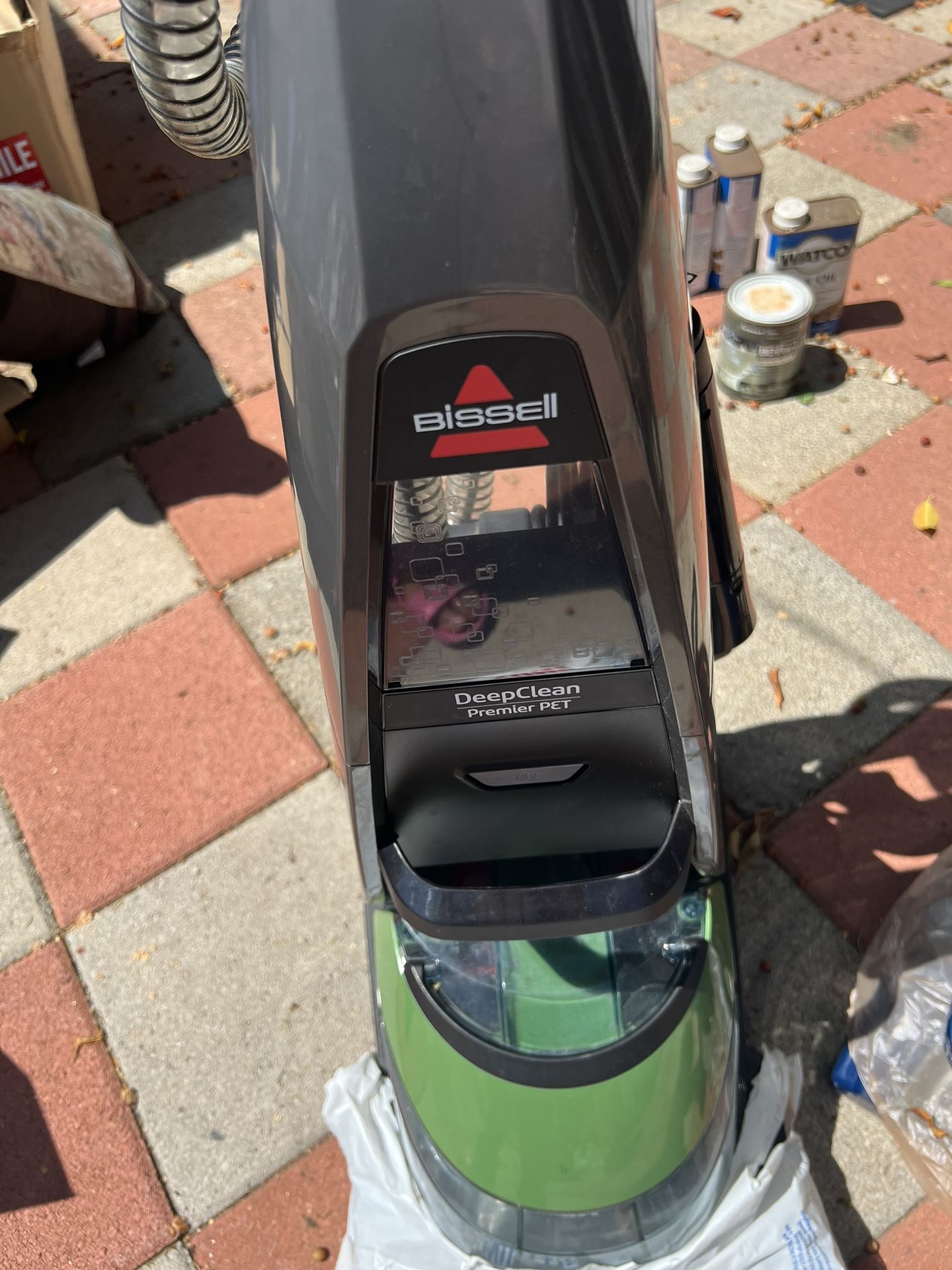 Bissell Carpet cleaner