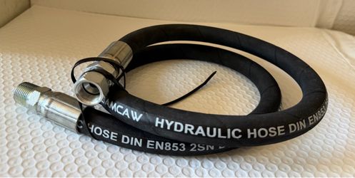 check the pictures for the details Hydraulic hose, check the pictures for the details