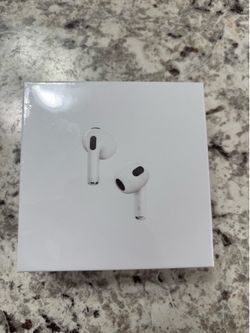 Apple AirPods (3rd Gen) Wireless Bluetooth Earbuds w/ MagSafe Case, White