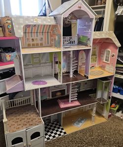 Dollhouse