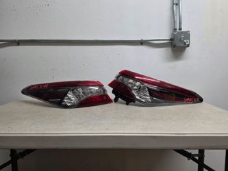Left right tail light toyota camry 2021 2022 2023 2024