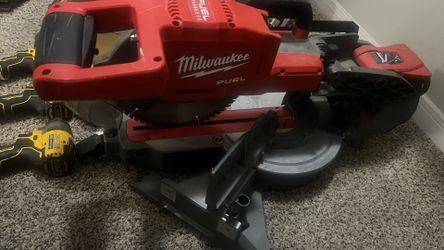 miter saw