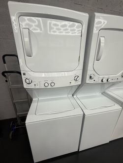 Ge Stackable Washer and Dryer Set “27 ( Lavadora y secadora )