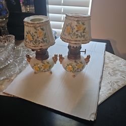 VINTAGE SMALL MINIATURE  HURRICANE LAMP MADE IN JAPAN WEST