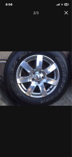 2008 Jeep wrangler wheels and tire