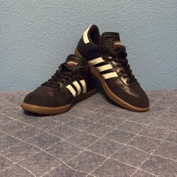 Black Adidas Sambas