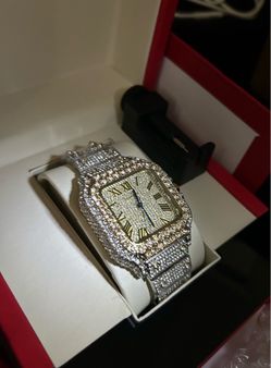 Luxury men’s watch (look at description)