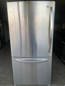 Refrigerator  33”