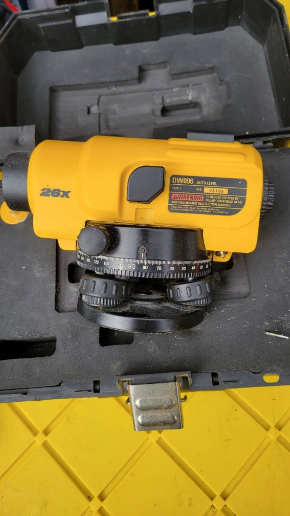 Dewalt Survey Tool And Tripod